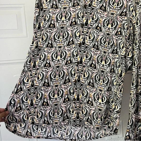 KENNY FLOWERS multicolor abstract print rayon long sleeve button up shirt